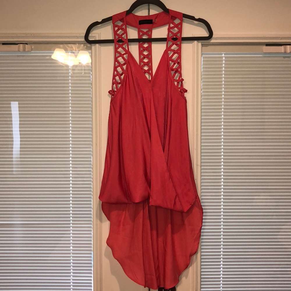 Beautiful hi low coral top
